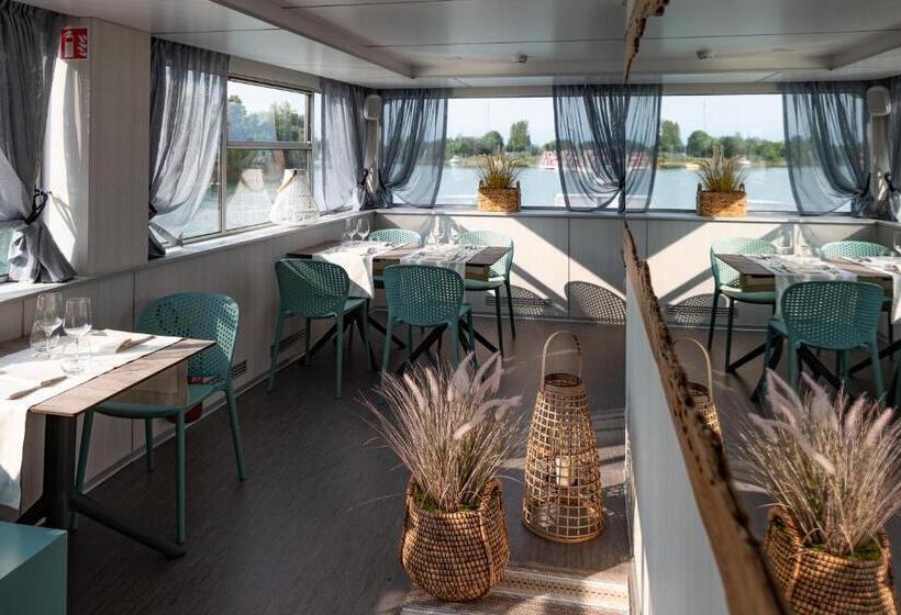 호텔 Marina Azzurra Resort