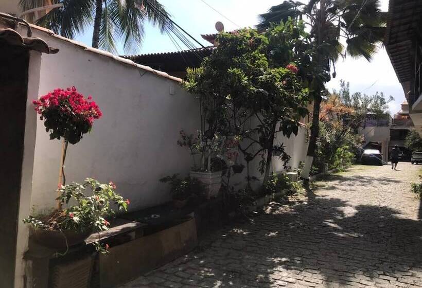 هتل Mineiro Suítes