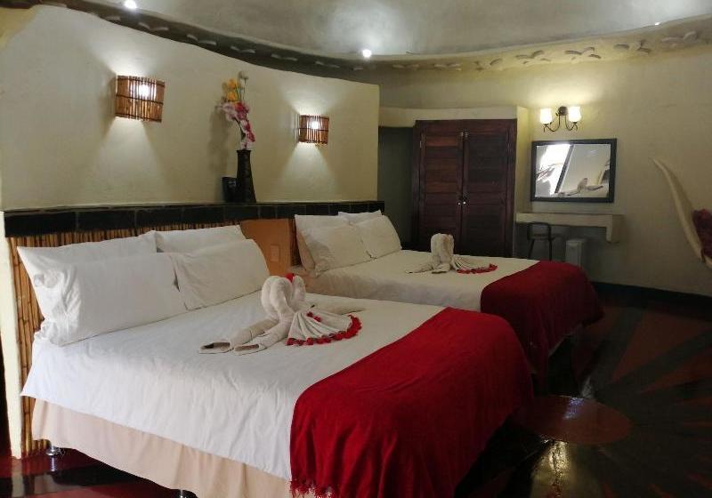 Отель Kianga Lodge & Venue