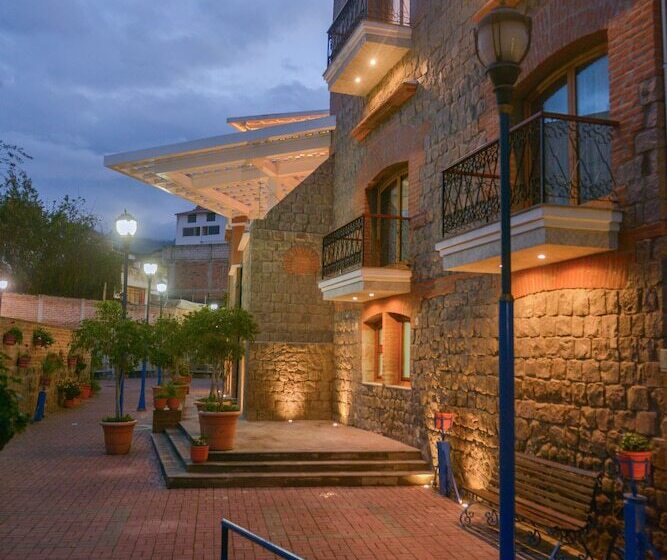 Отель Hospedaje Otavalo