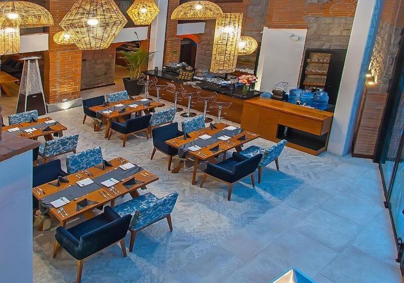 Отель Hospedaje Otavalo