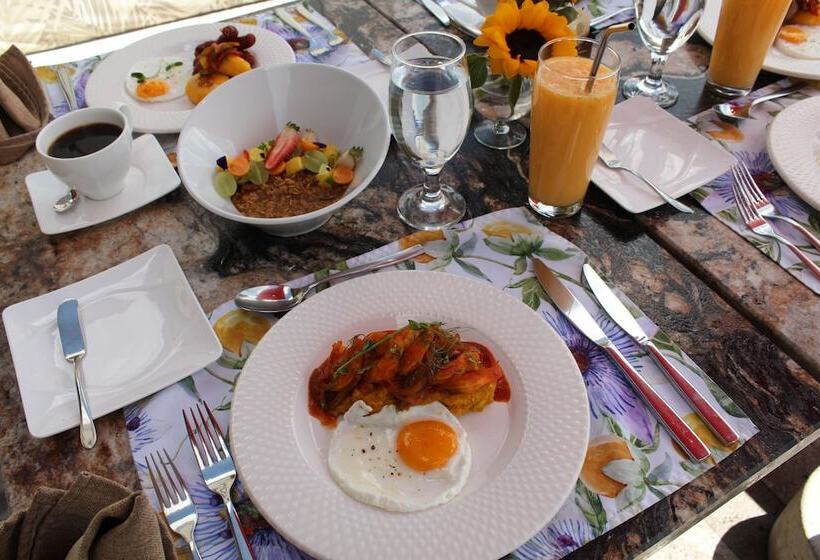 Отель Hospedaje Otavalo