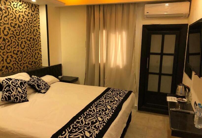 Panorama Ramsis Hotel & Cafe