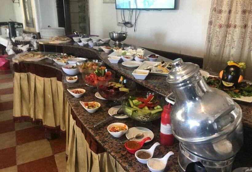 Panorama Ramsis Hotel & Cafe