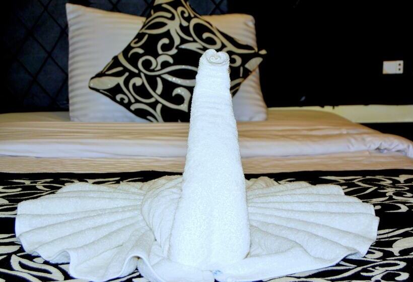 Panorama Ramsis Hotel & Cafe