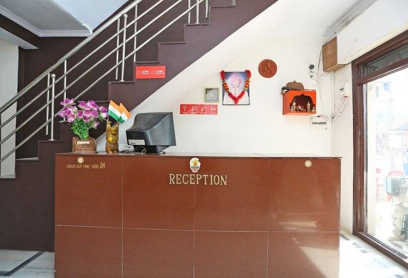 酒店 Pramod Palace By Oyo Rooms