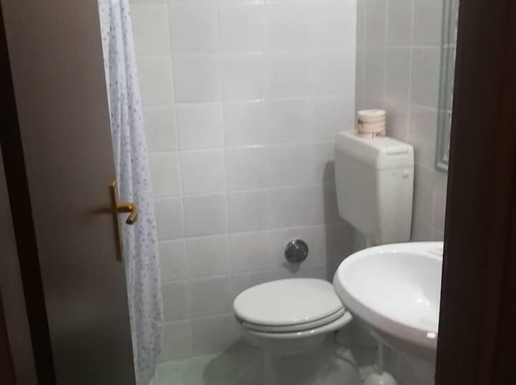 فندق ريفى Agriturismo Castanito