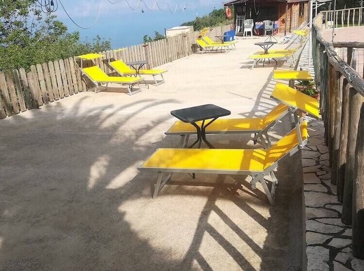 فندق ريفى Agriturismo Castanito