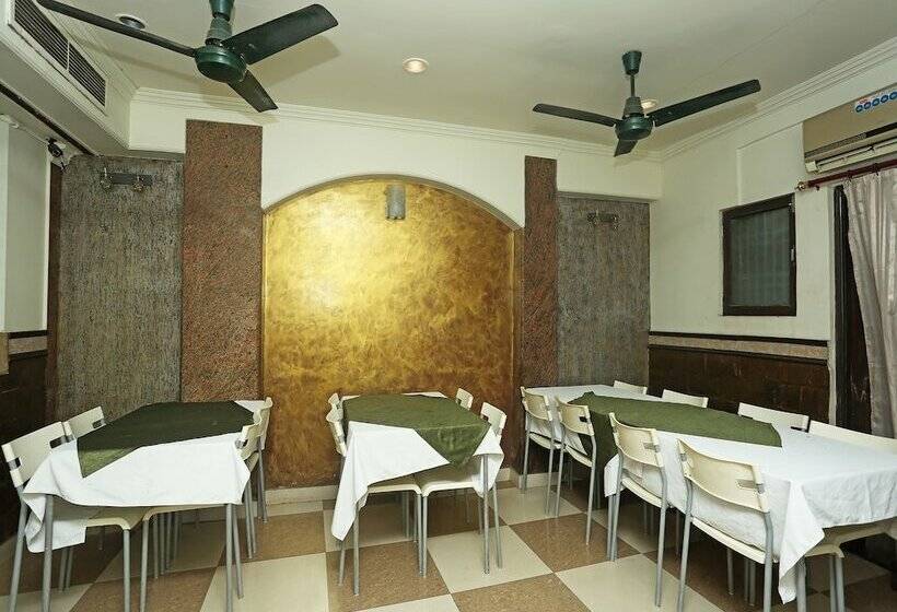 هتل Sai President By Oyo