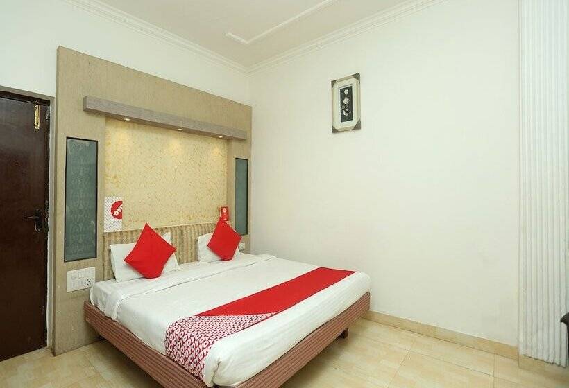 هتل Sai President By Oyo