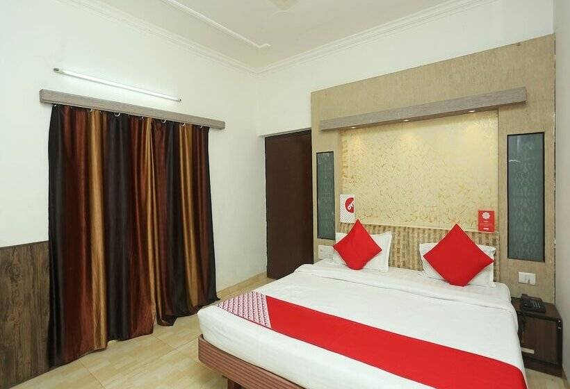 هتل Sai President By Oyo