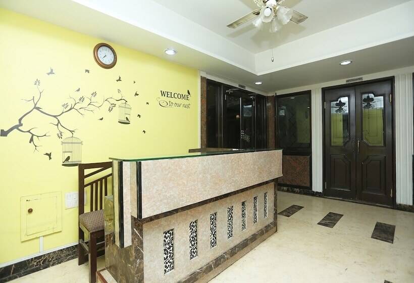 هتل Sai President By Oyo