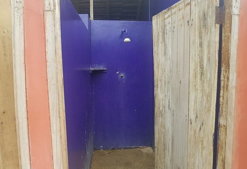 ホテル Stumble Inn Eco Lodge