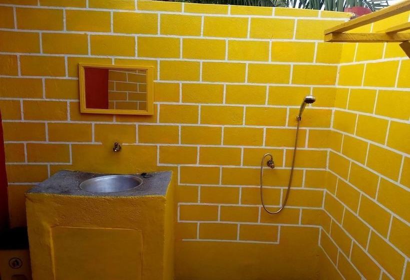 ホテル Stumble Inn Eco Lodge