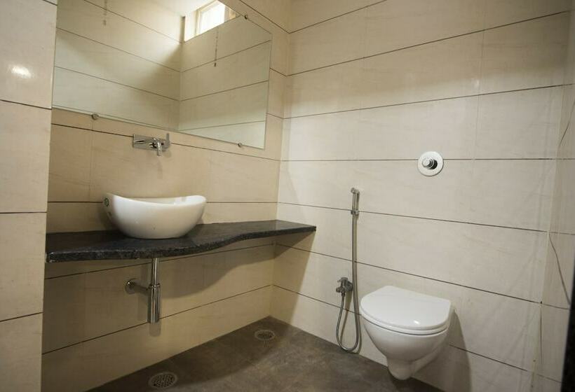 בית מלון כפרי Sudharsan Residency