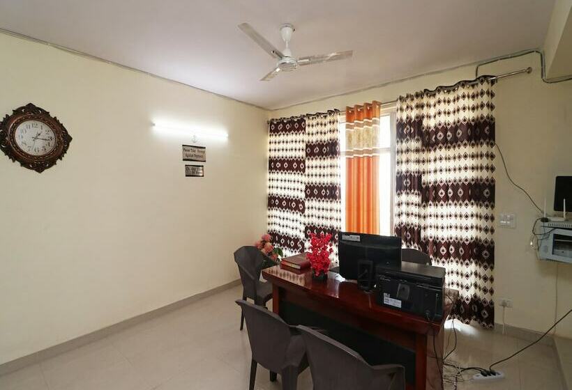 酒店 Tajview Penthouse By Oyo