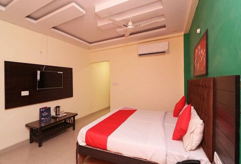 酒店 Tajview Penthouse By Oyo