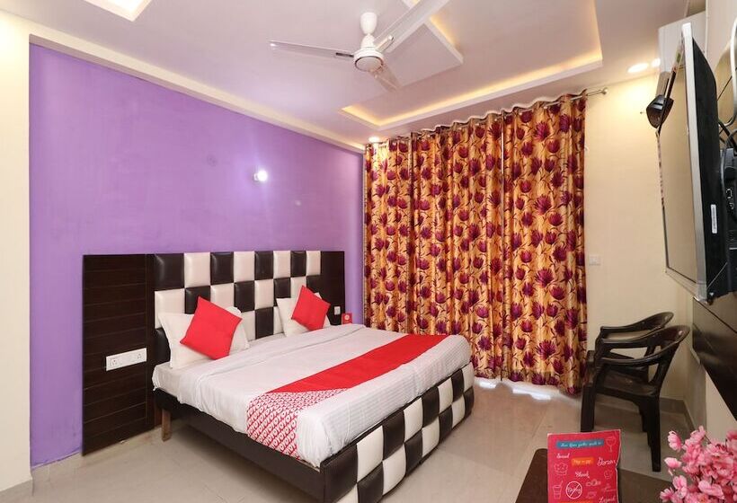 酒店 Tajview Penthouse By Oyo