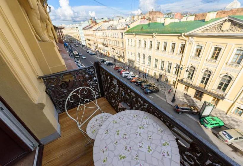 ホテル Tchaikovsky House