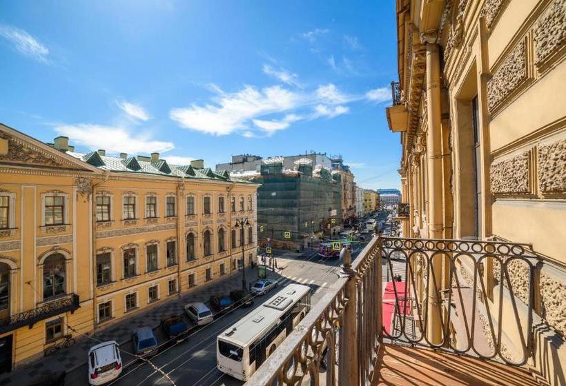 ホテル Tchaikovsky House