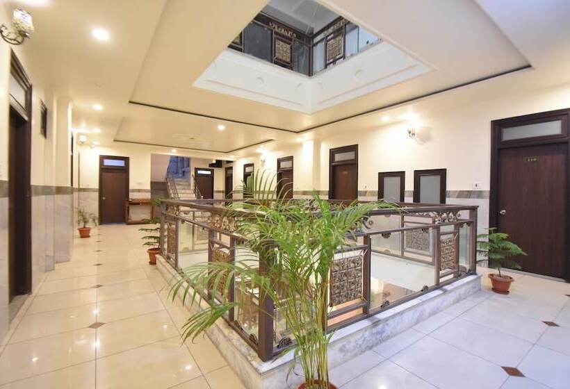 فندق Virasat Mahal Heritage