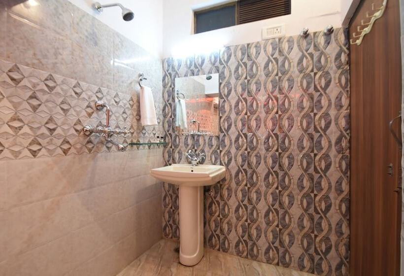 فندق Virasat Mahal Heritage