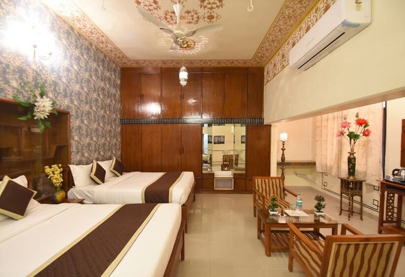 فندق Virasat Mahal Heritage