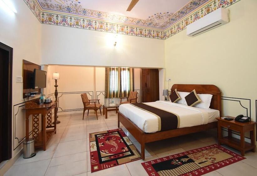 فندق Virasat Mahal Heritage