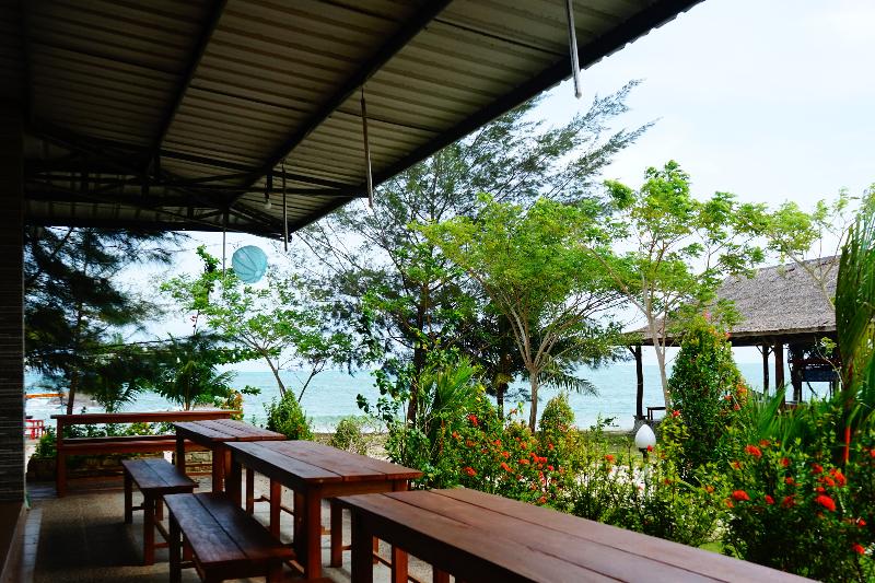 فندق Capital O 399 Kelayang Beach