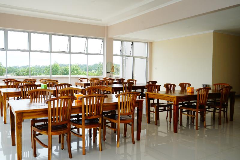 فندق Capital O 399 Kelayang Beach