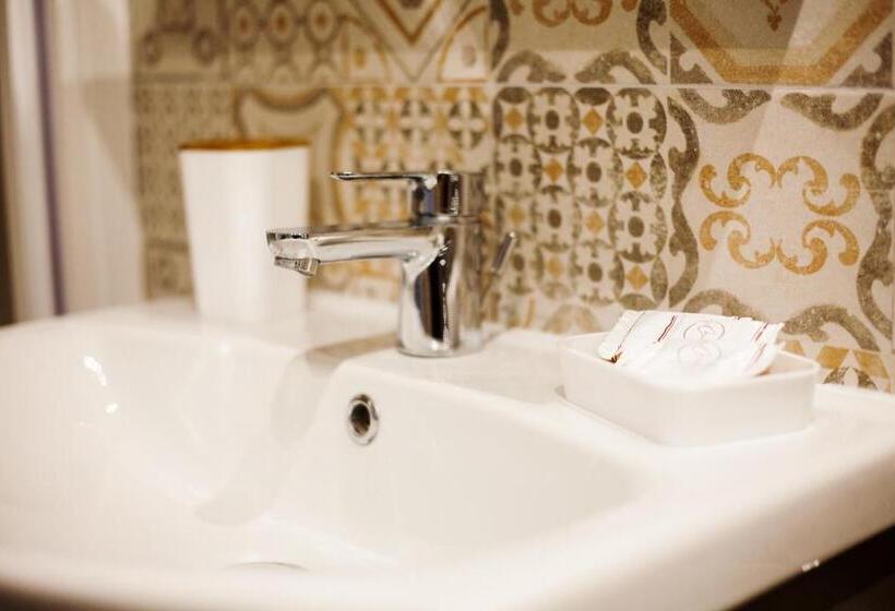 Ostiense District B&b