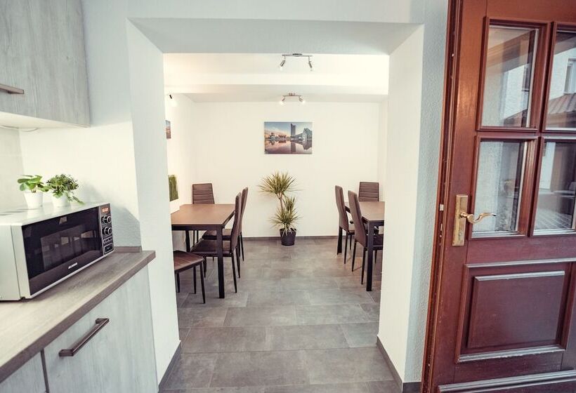 بنسيون Auberge Leipzig