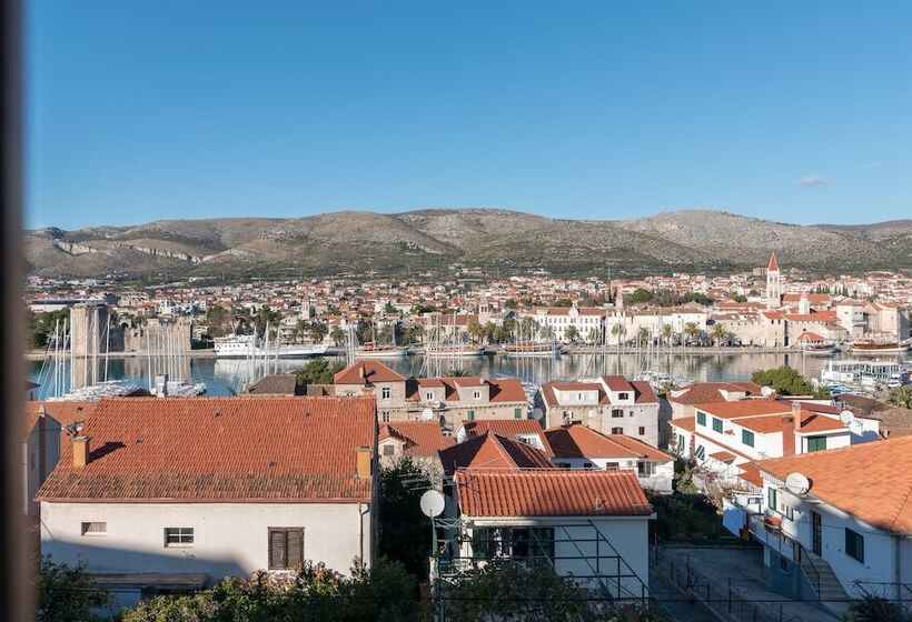 膳宿费 House Bakica