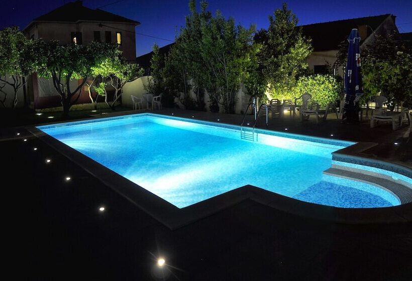 پانسیون House Bakica