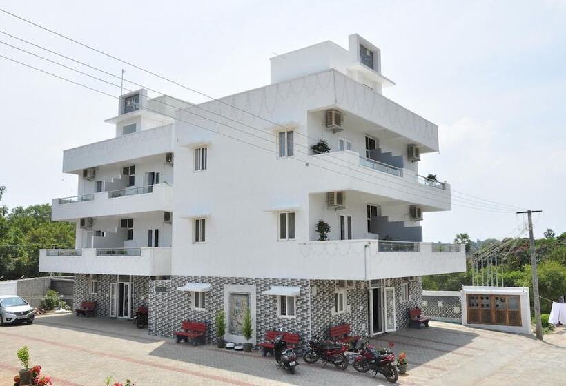 膳宿费 Quiet Home