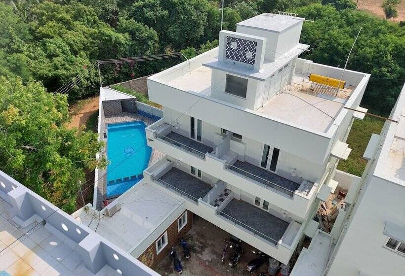 膳宿费 Quiet Home