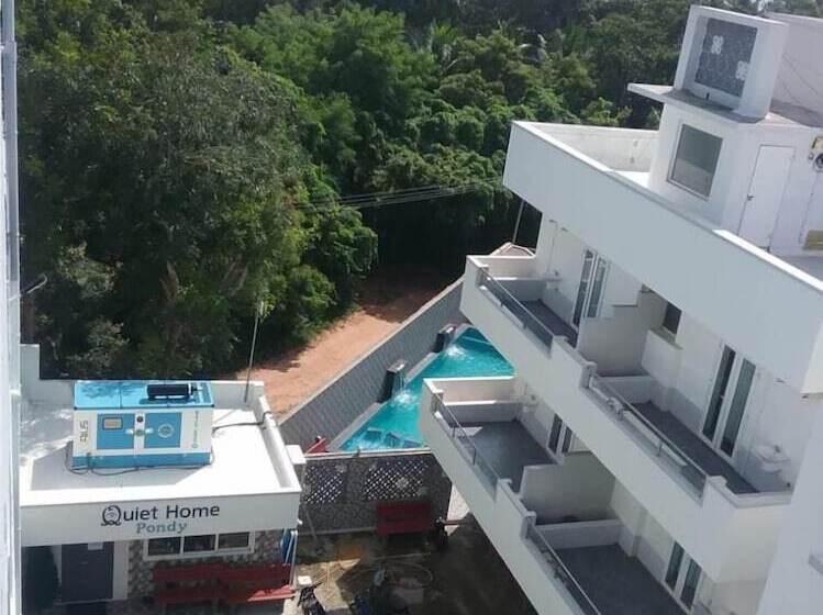 膳宿费 Quiet Home