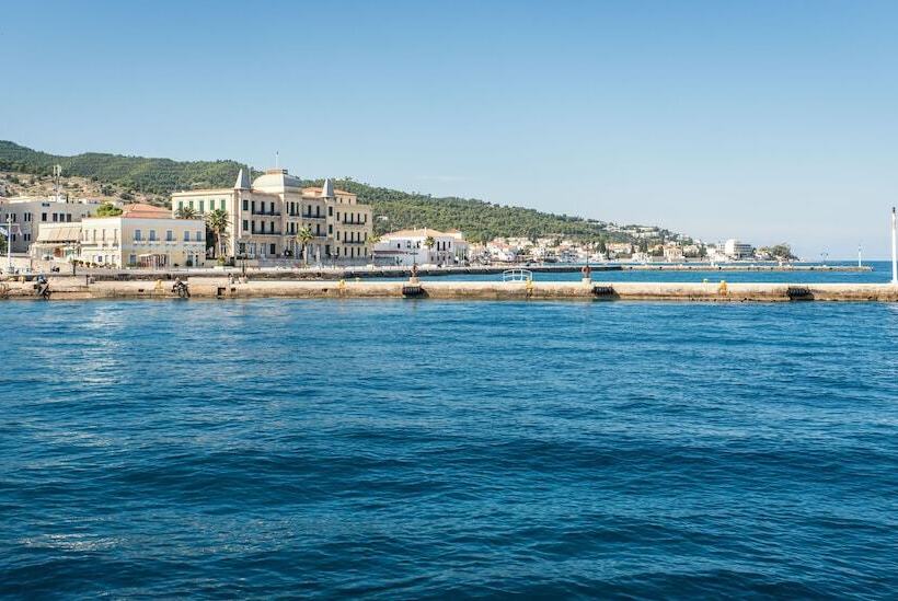 Porto Vecchio Luxury Suites