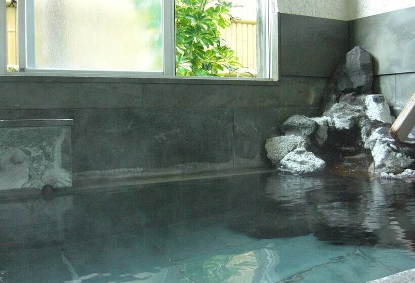 ריוקאן Robatakan