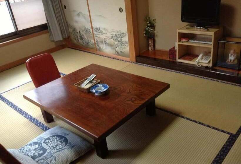 ריוקאן Robatakan