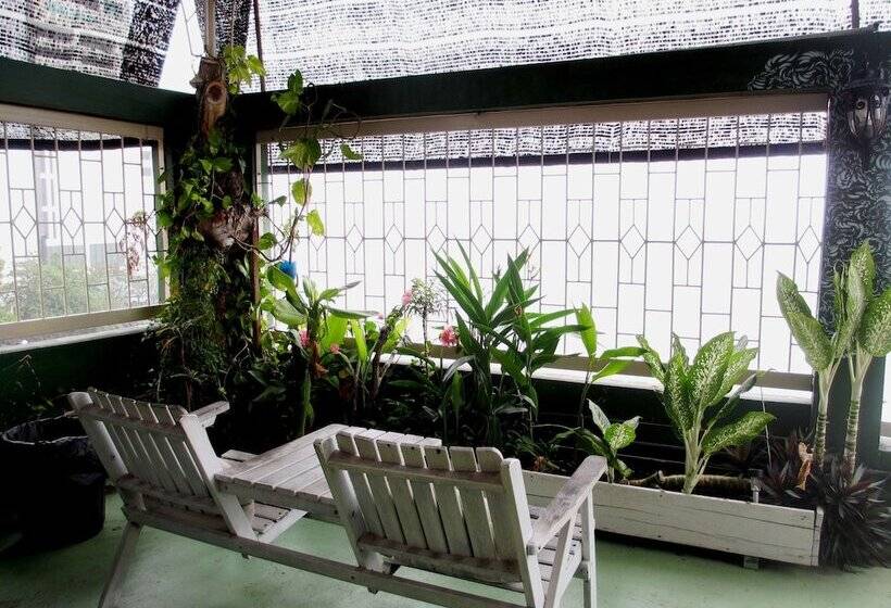 Sandakan Backpackers Hostel