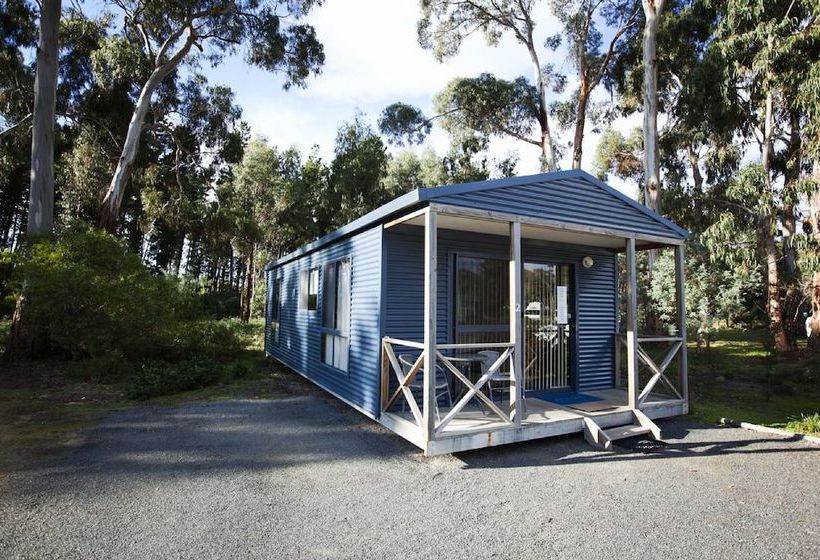 Seven Mile Beach Cabin And Caravan Park