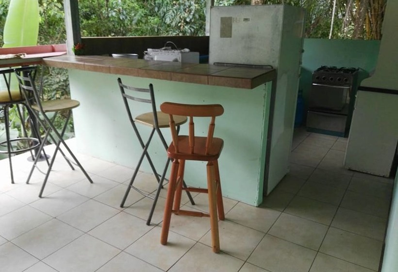 ユースホステル Blue Morfo  House