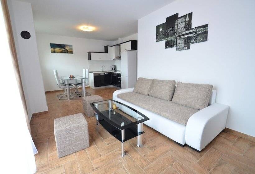 Apartments Villa Visnjik