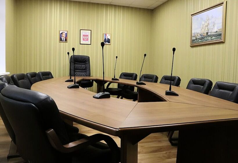 Azimut Hotel Prometey Nebug Tuapse