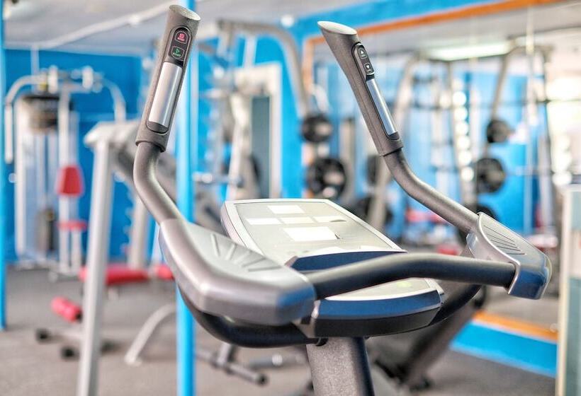 Azimut Hotel Prometey Nebug Tuapse