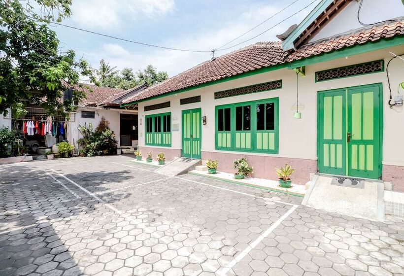 هاستل Bahagia Sederhana Homestay