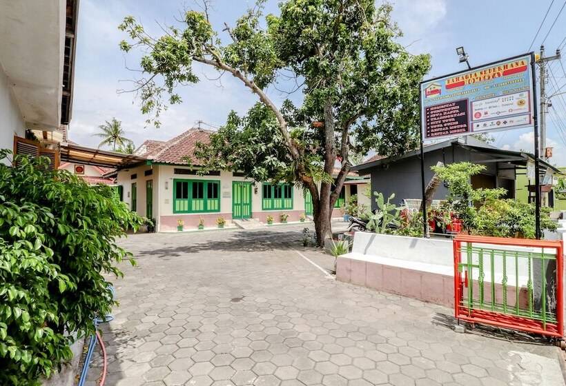 호스텔 Bahagia Sederhana Homestay