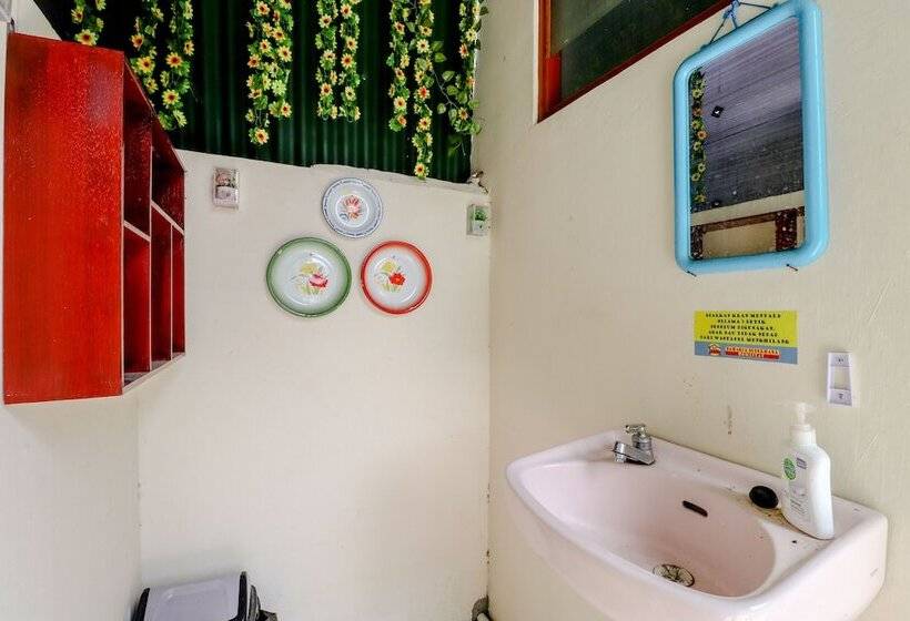 호스텔 Bahagia Sederhana Homestay