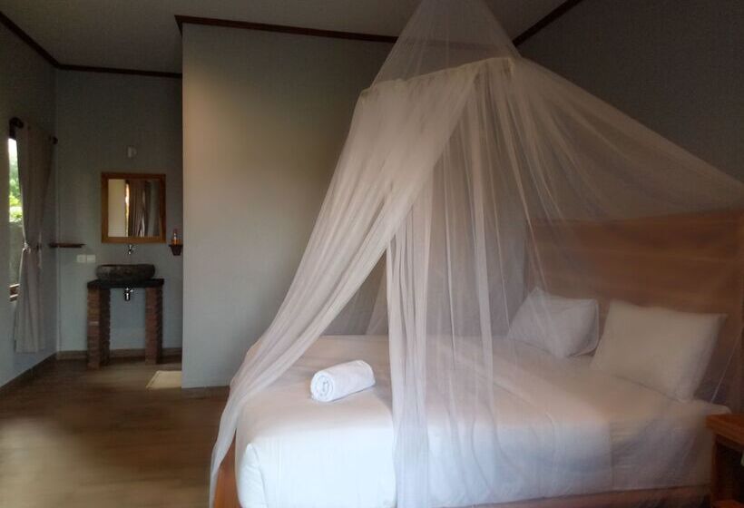 צימר Emir Surfcamp